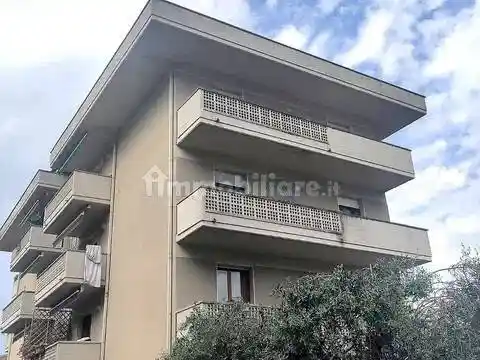 Appartamento in vendita a Carrara