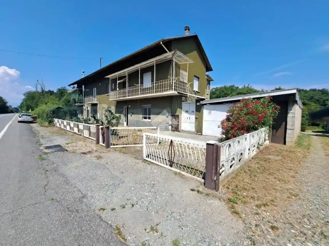 Casa indipendente in vendita a Salussola