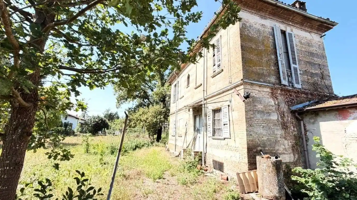 Villa in vendita a Voghera