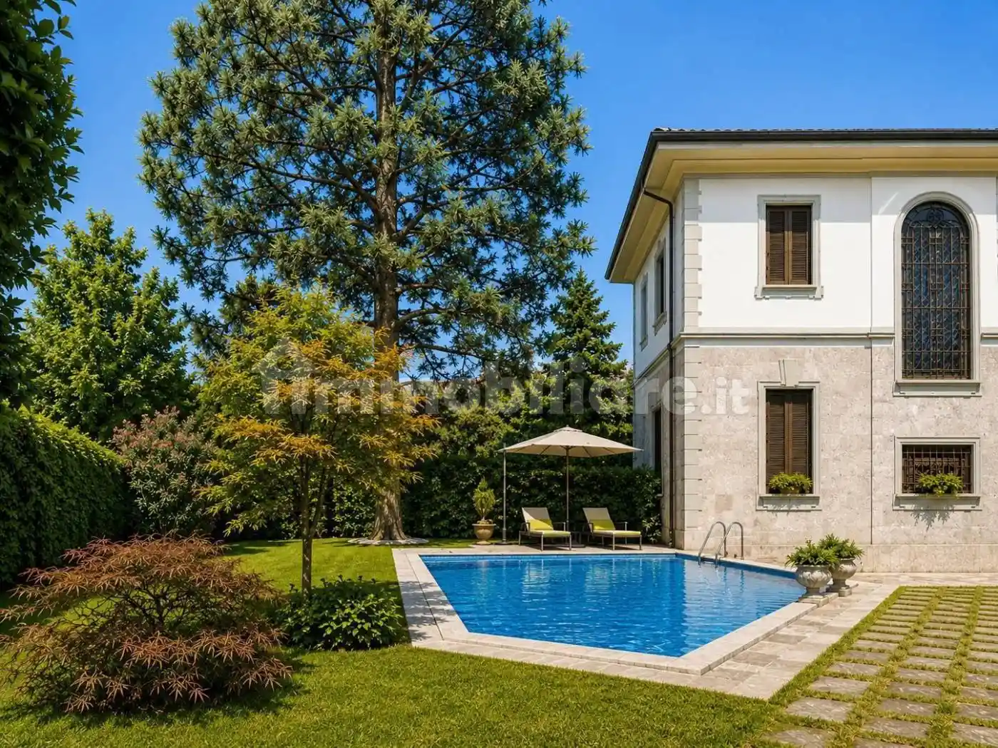 Villa in vendita a Monza