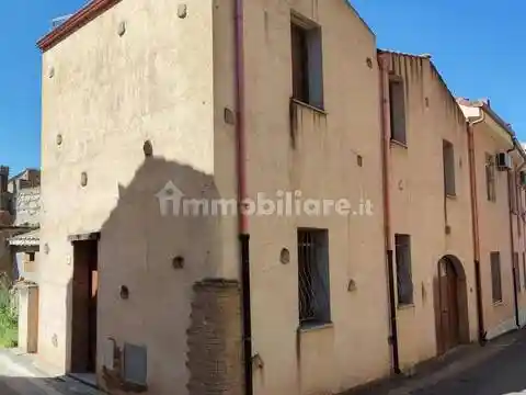 Villa in vendita a Laconi