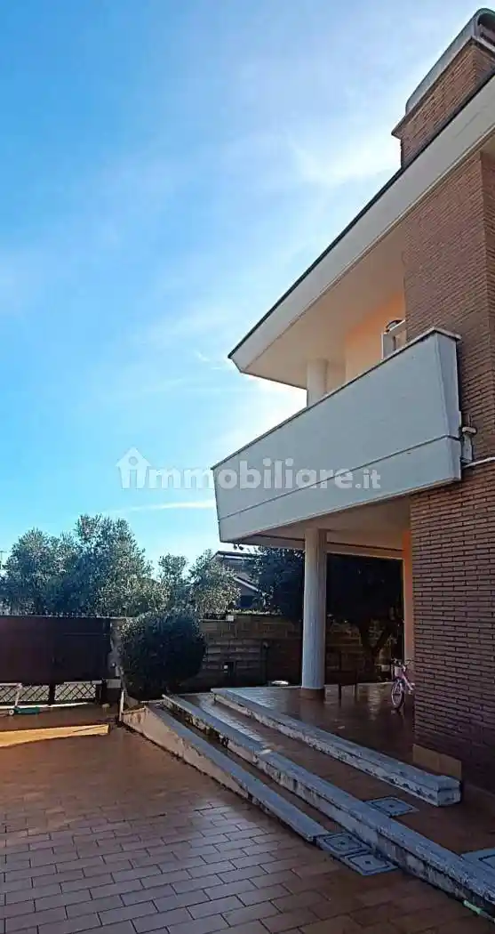 Casa indipendente in vendita a Anzio