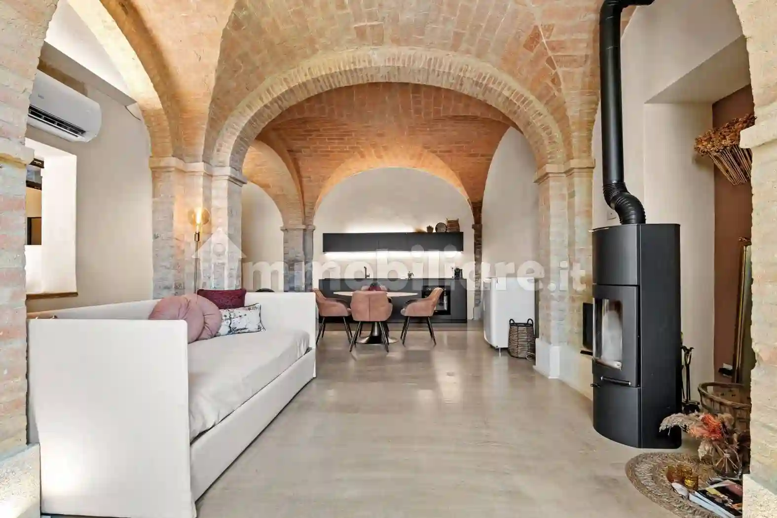 Loft - foto 2