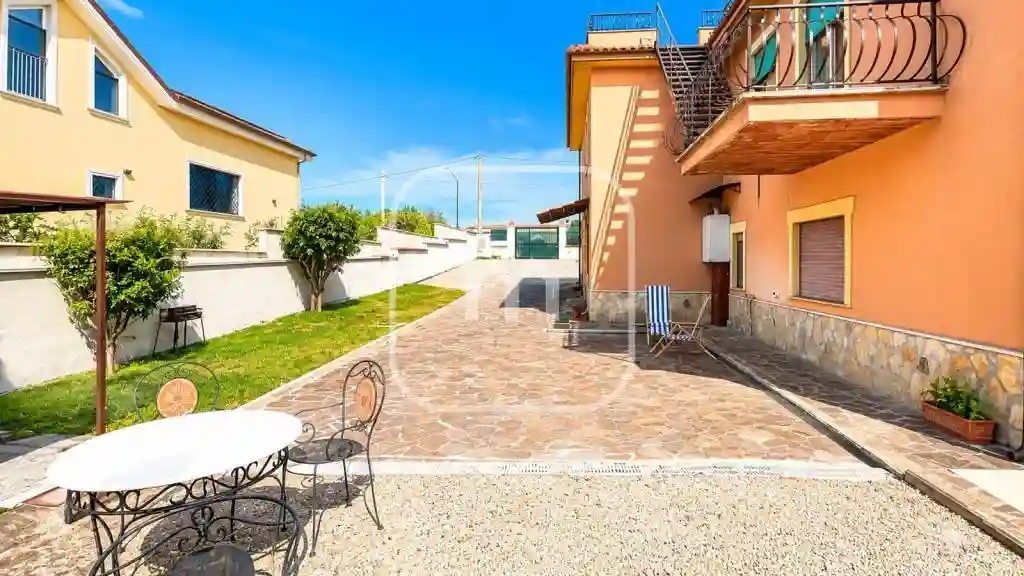 Villa - foto 5