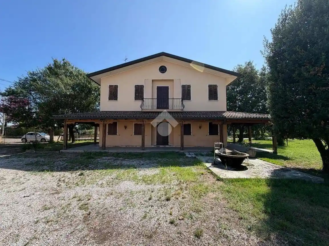 Villa in vendita a Breda di Piave