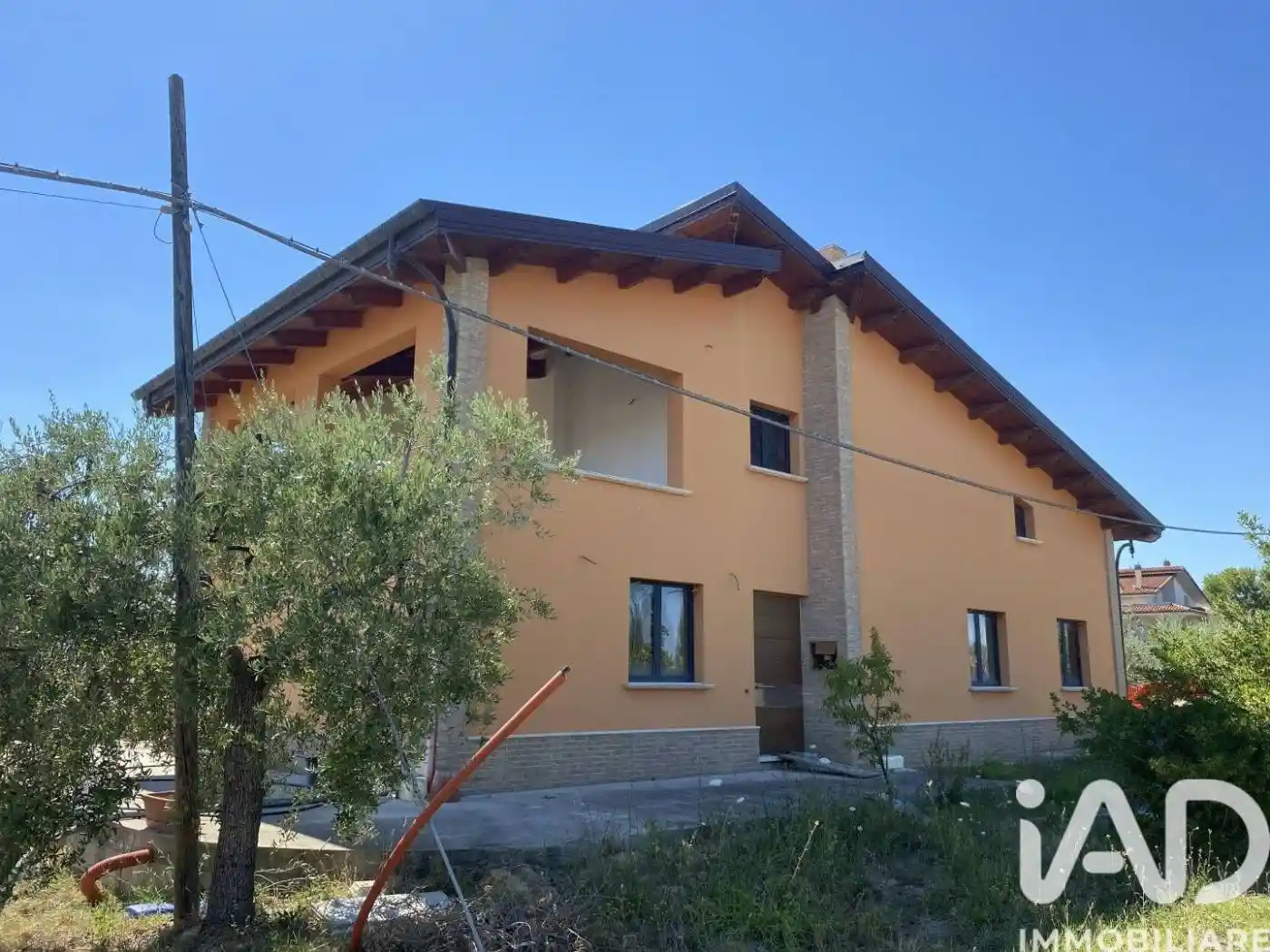 Villa in vendita a Controguerra