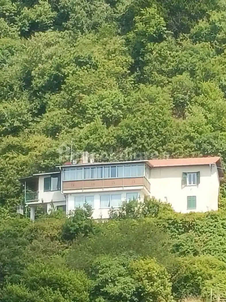 Villa in vendita a Varazze
