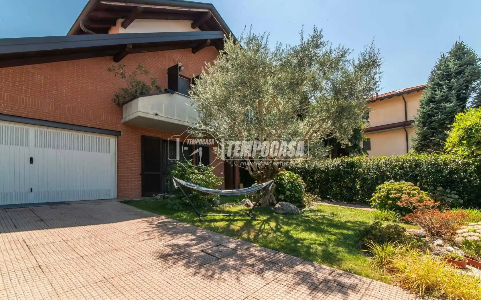 Villa in vendita a Gorla Minore