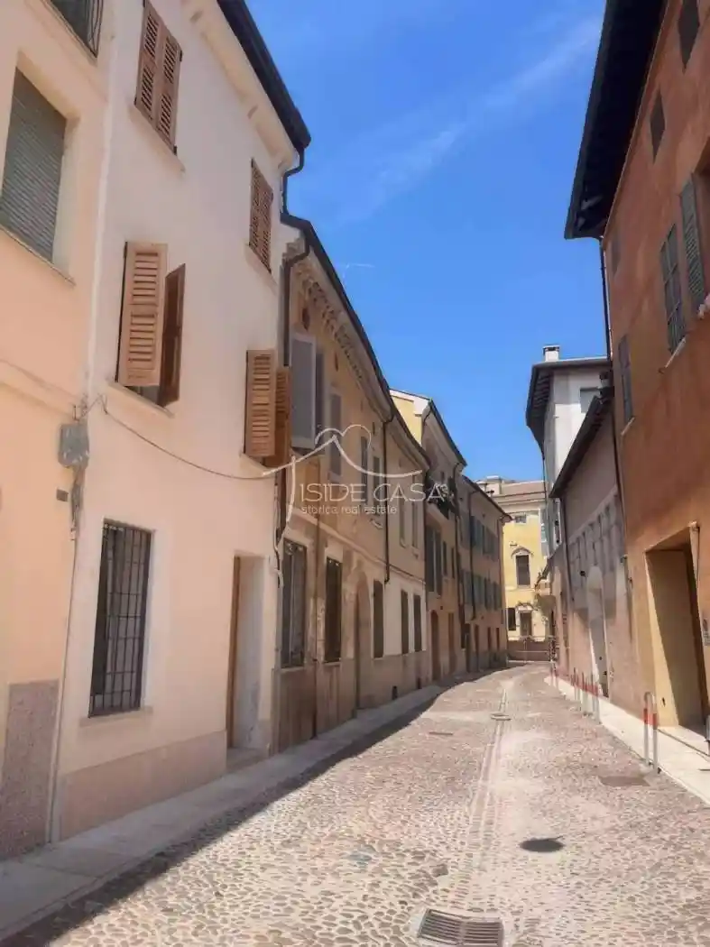 Appartamento in vendita a Mantova