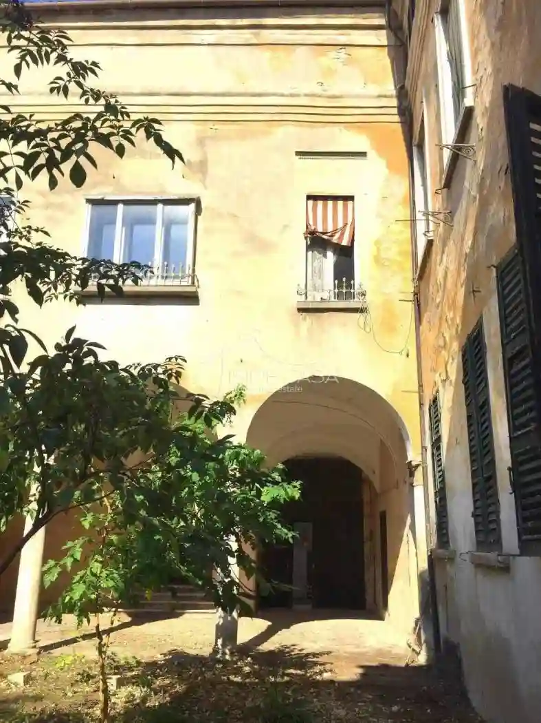Palazzo - Edificio - foto 2