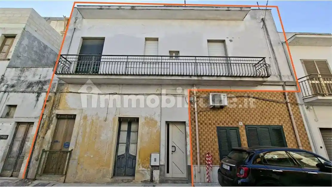 Casa indipendente in vendita a Cutrofiano