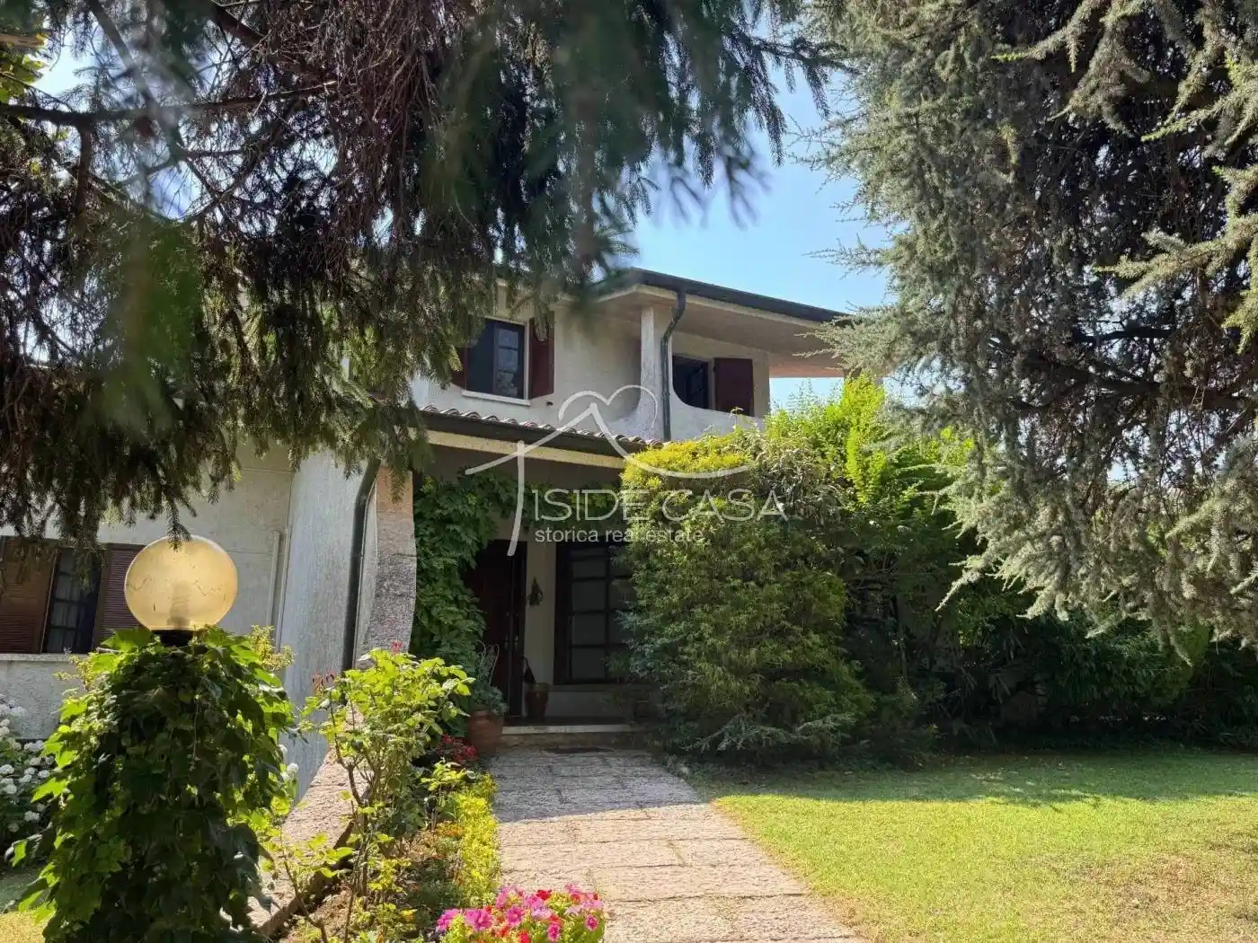 Villa in vendita a Curtatone