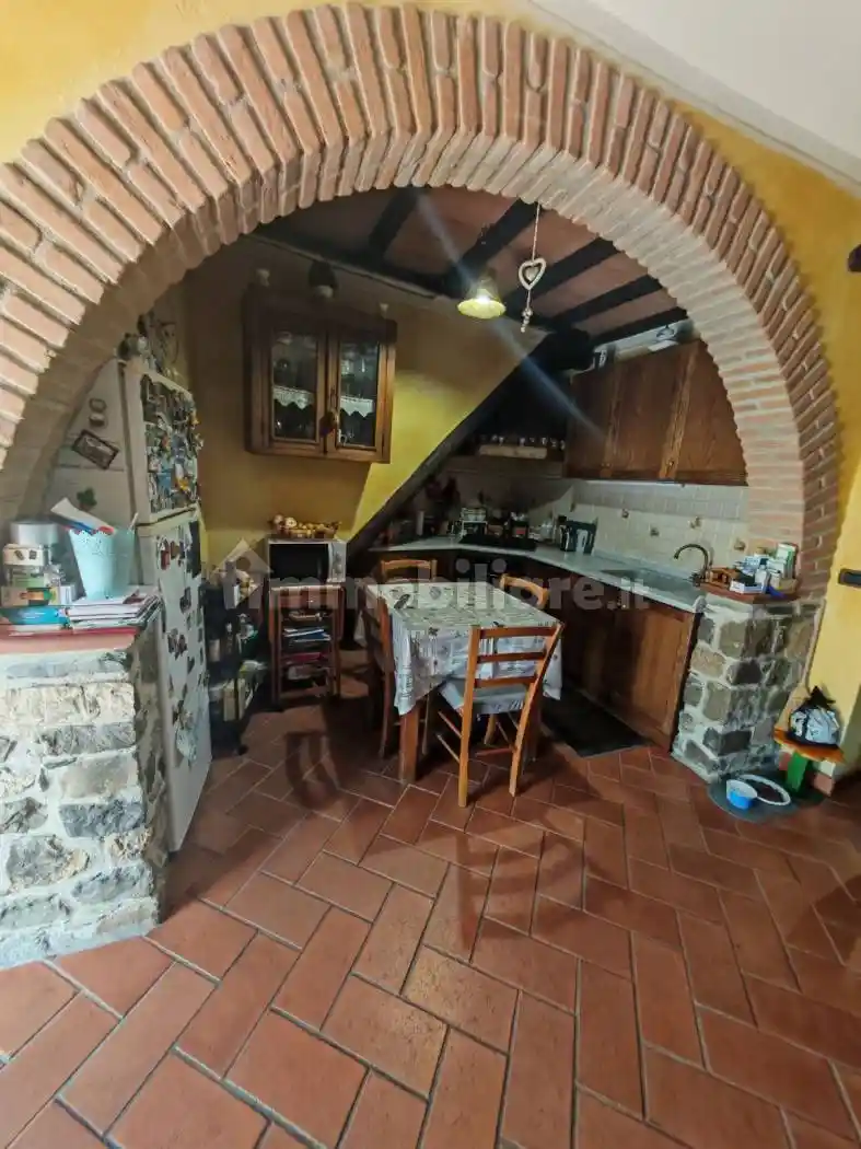 Appartamento in vendita a Fosdinovo