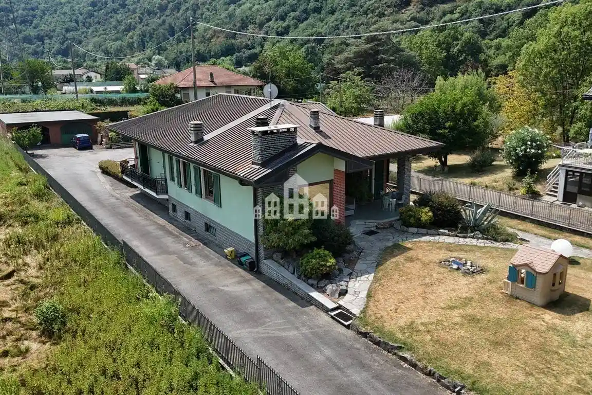 Villa in vendita a Cuorgnè