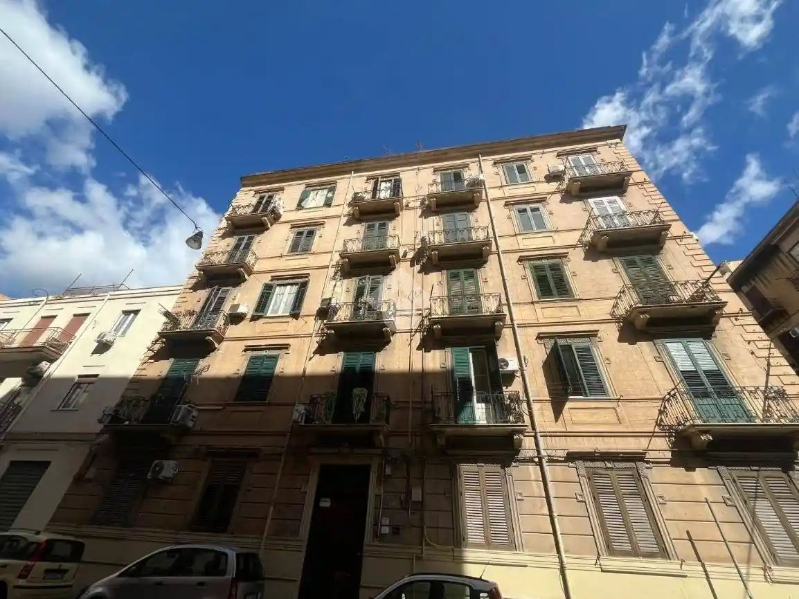 Appartamento in vendita a Palermo