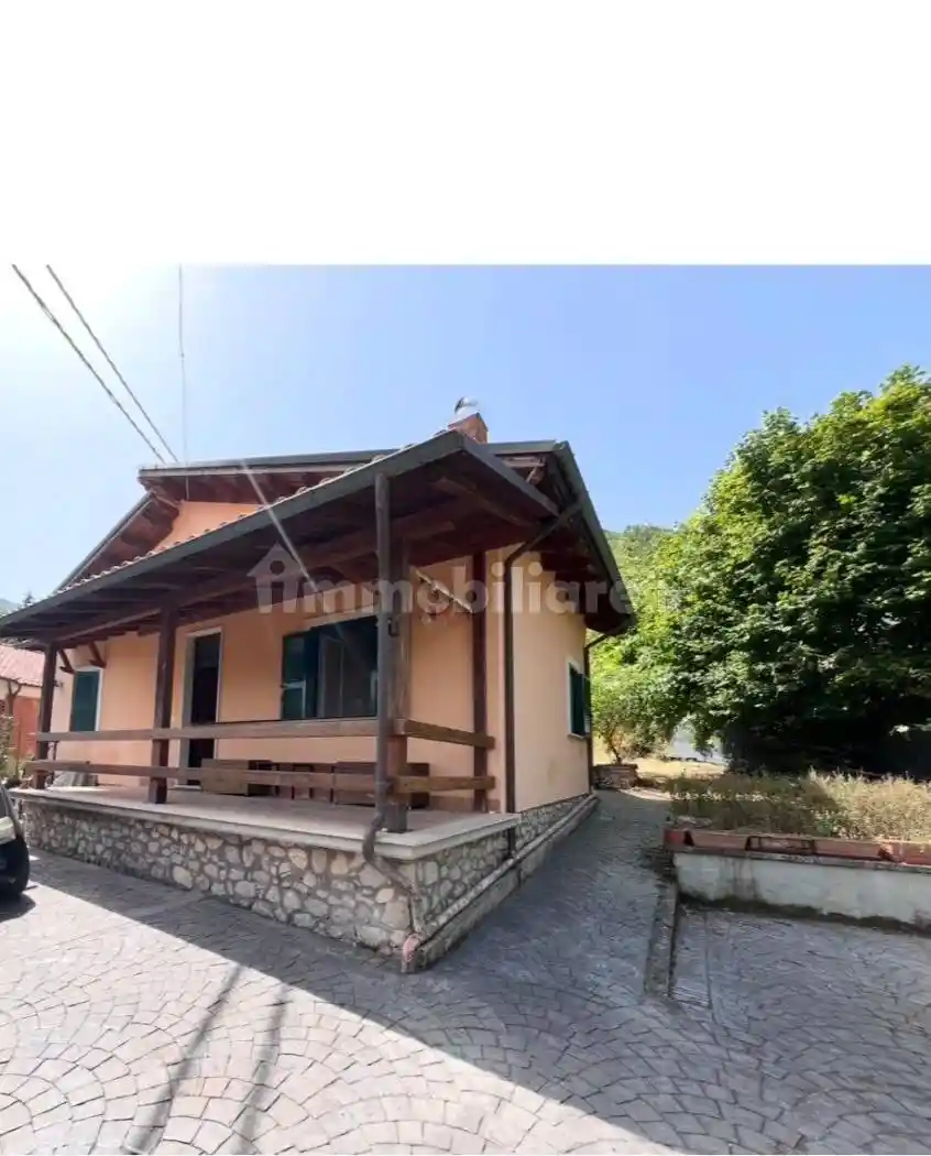 Villa in vendita a Rocca di Botte