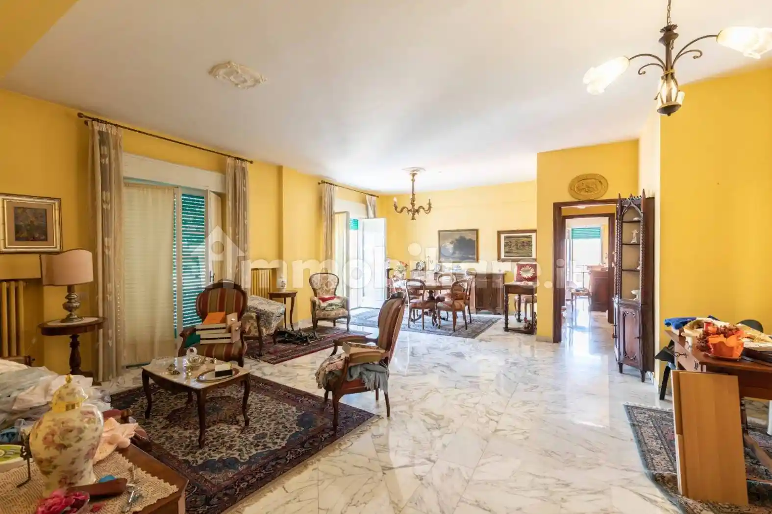 Appartamento in vendita a Falconara Marittima