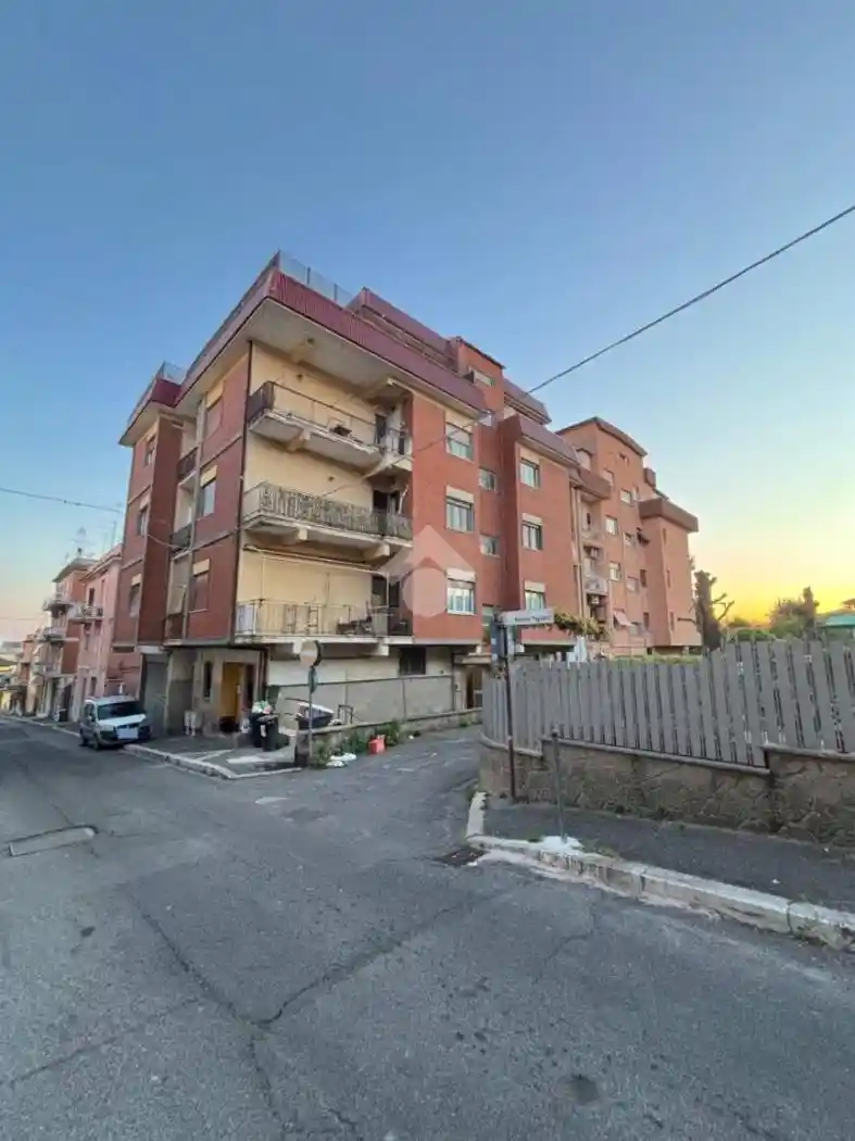 Appartamento in vendita a Genzano di Roma