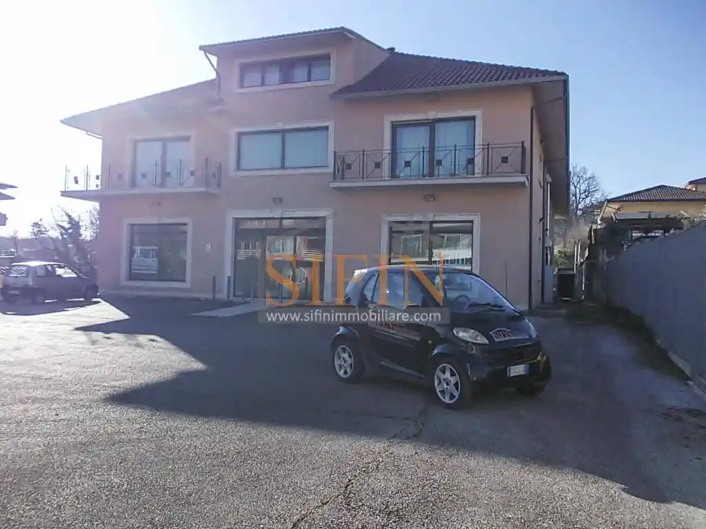 Palazzo - Edificio in vendita a Grottaminarda