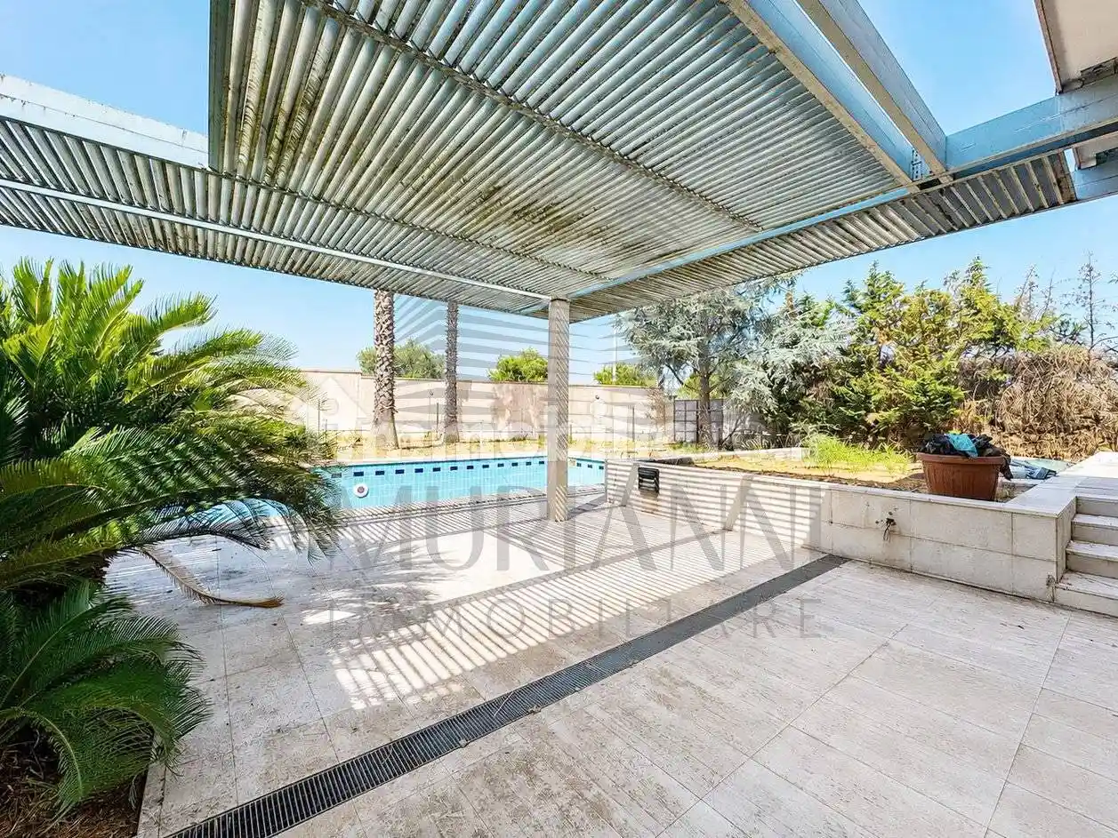 Villa in vendita a Sannicandro di Bari