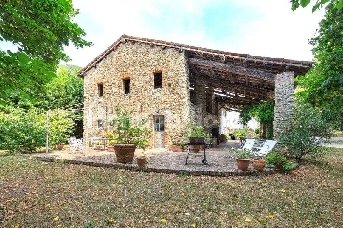 Rustico - Casale in vendita a Godiasco Salice Terme