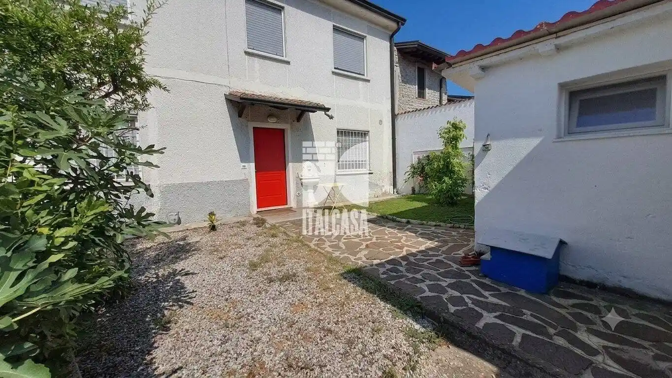 Villa in vendita a Marmirolo
