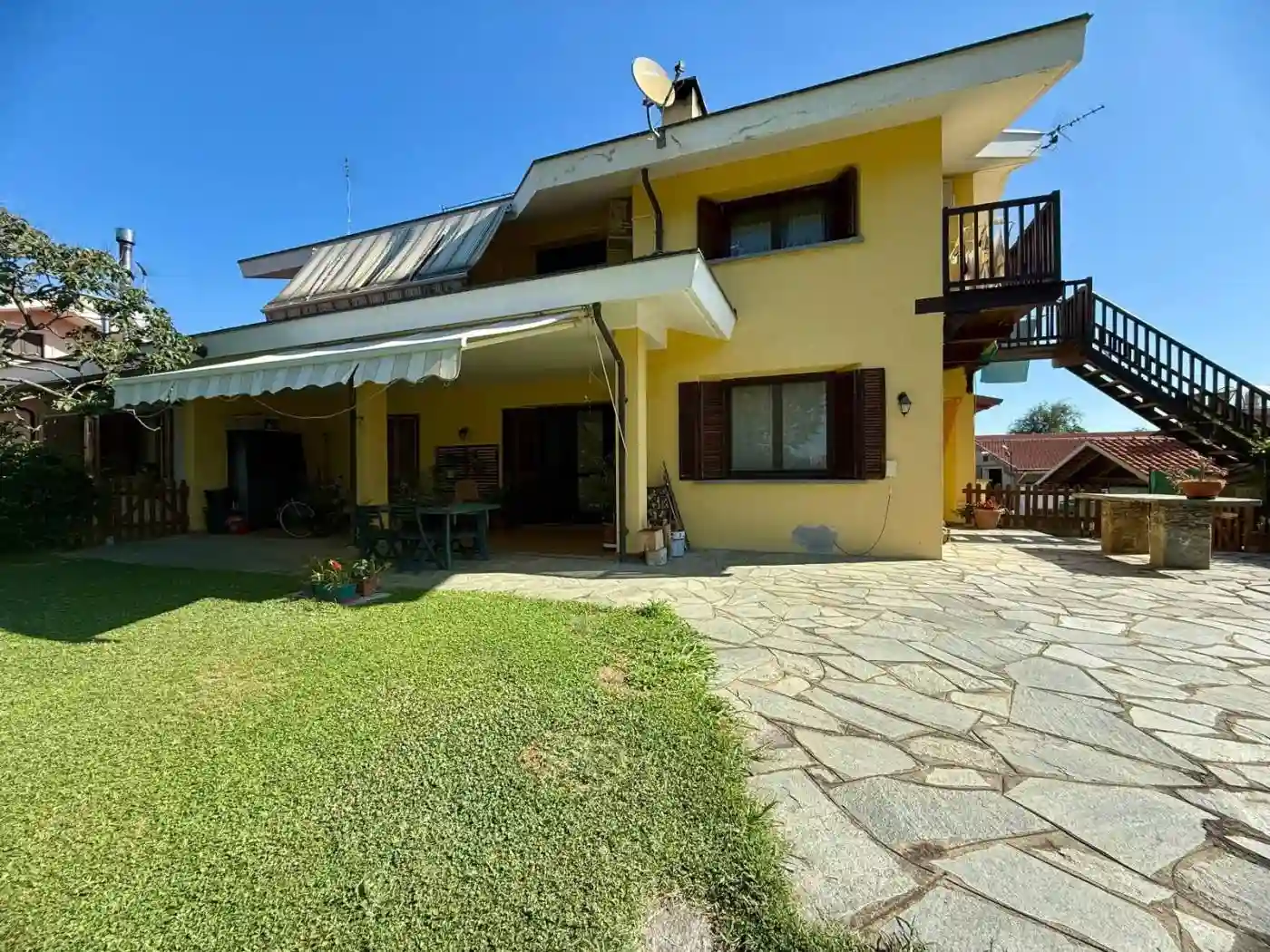 Villa - foto 2