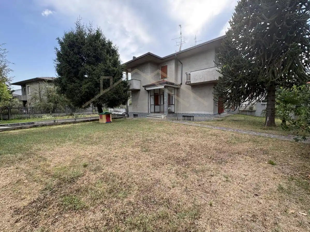 Villa in vendita a Seveso