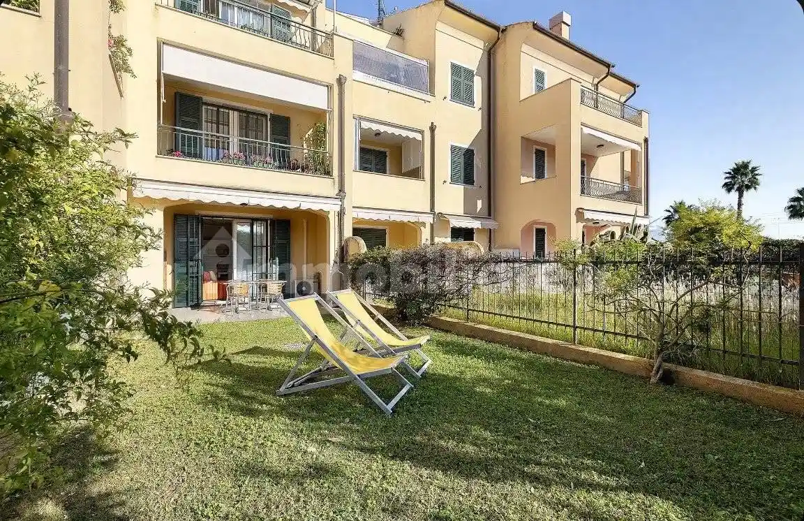 Appartamento in vendita a Loano