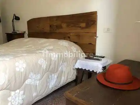 Casa indipendente in vendita a Roccalbegna