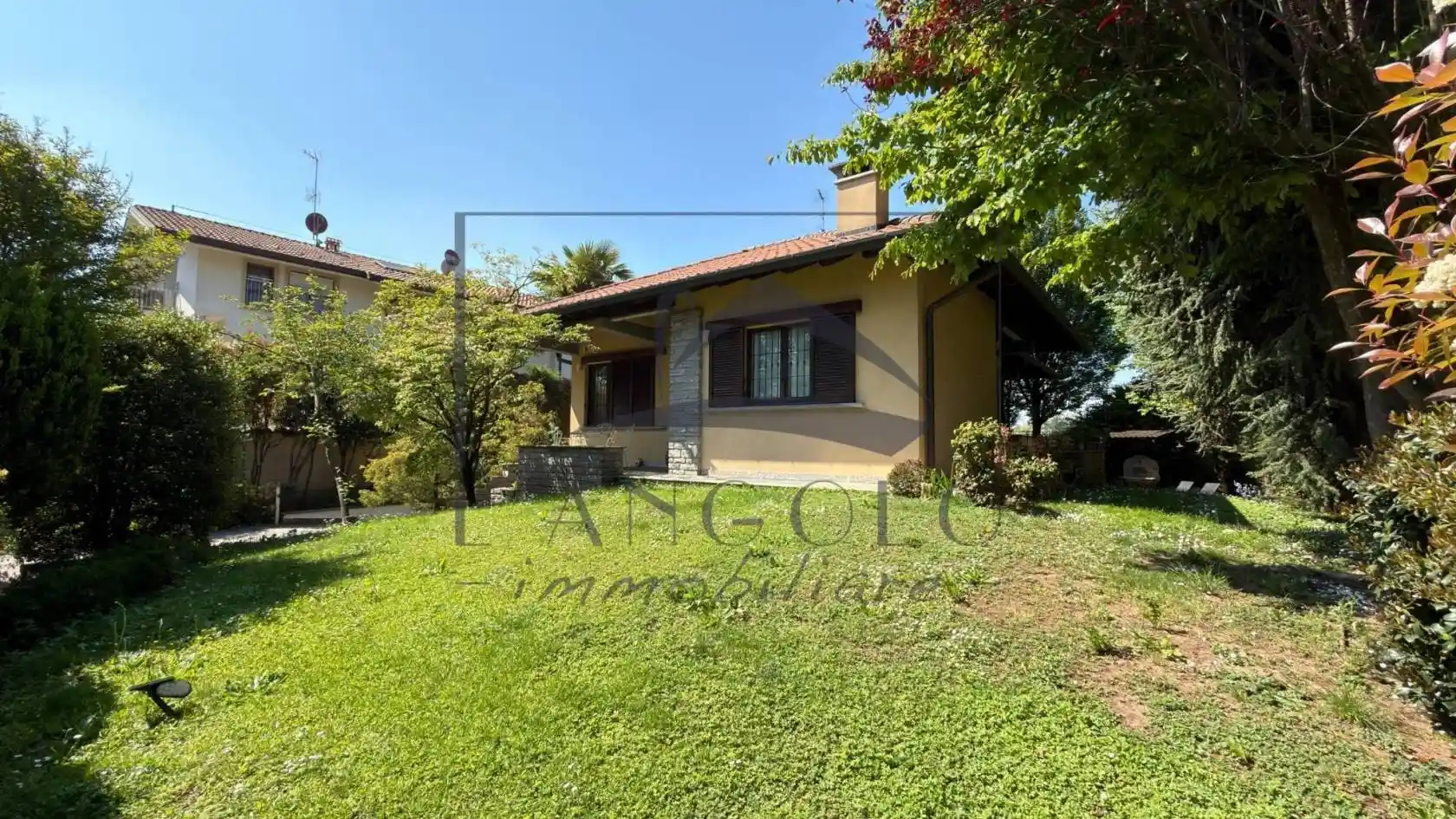Villa in vendita a Arluno