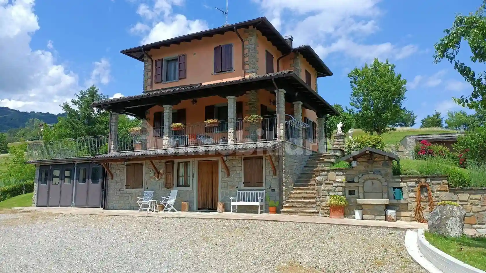 Villa - foto 2