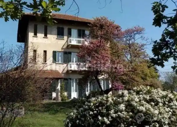 Villa in affitto a Oleggio