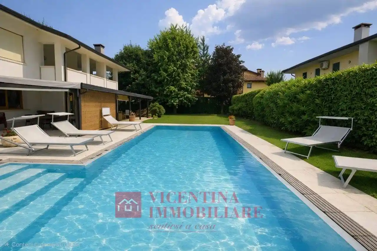 Casa indipendente in vendita a Costabissara