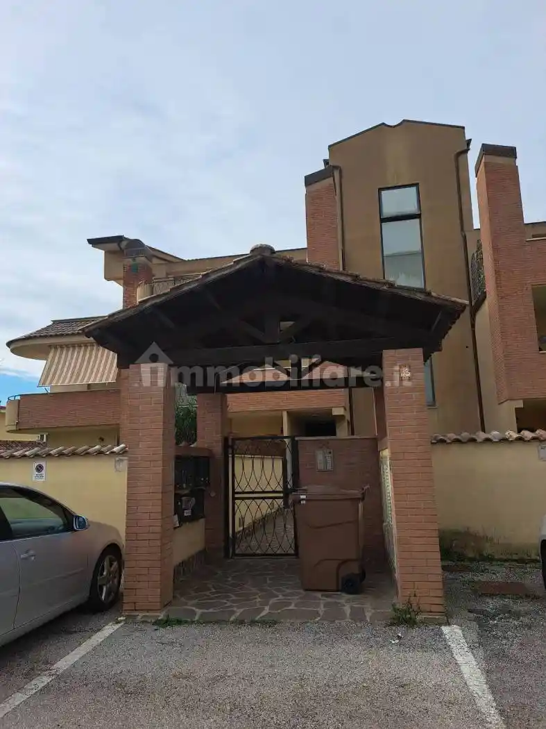 Appartamento in vendita a Ardea