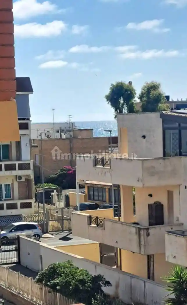 Appartamento in vendita a Pomezia
