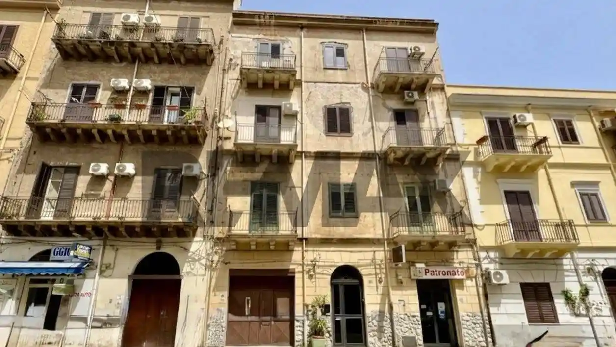 Appartamento in vendita a Palermo