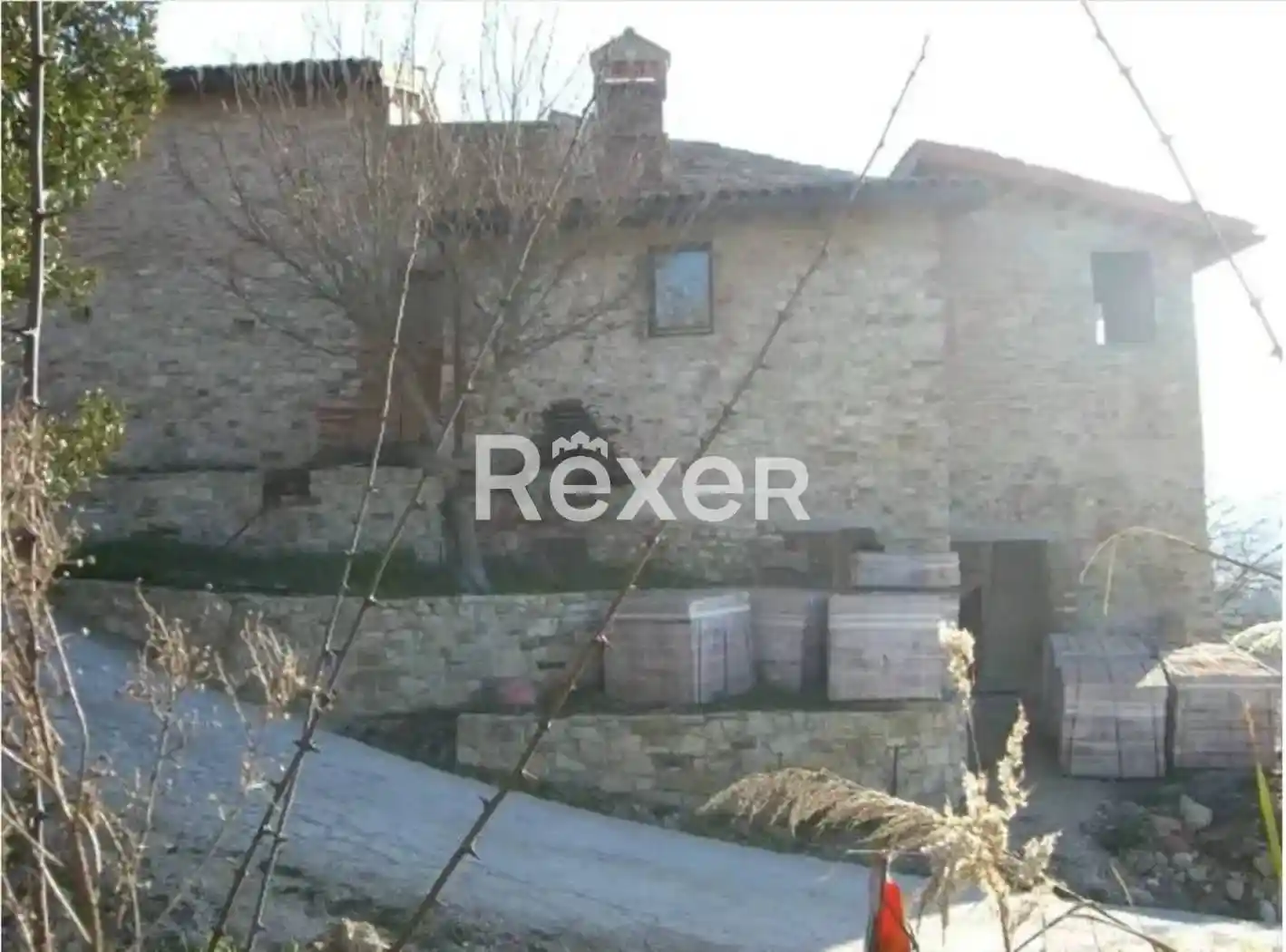 Rustico - Casale in vendita a Todi