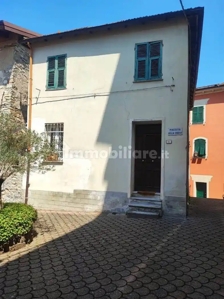 Casa indipendente in vendita a Cabella Ligure