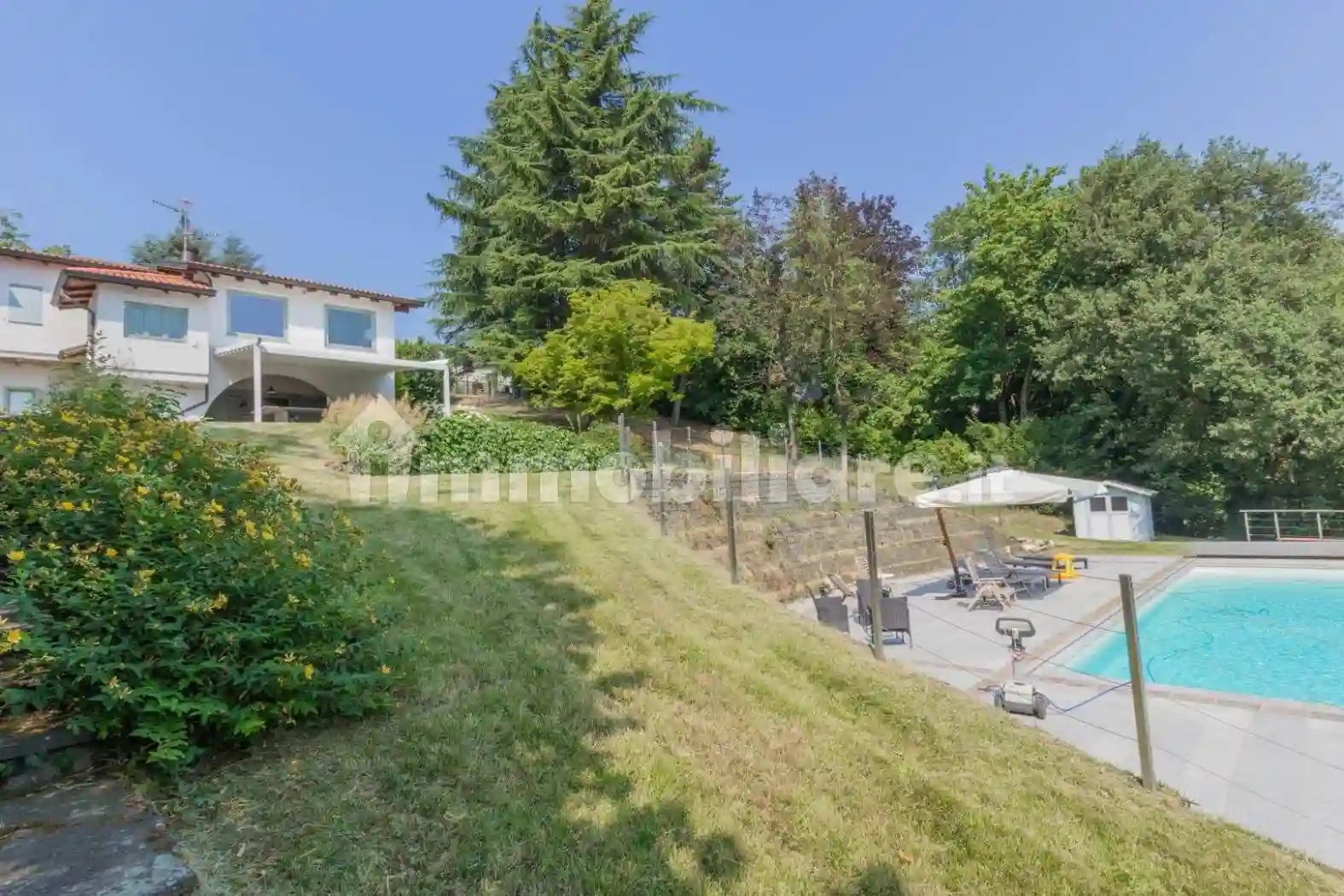 Villa - foto 2