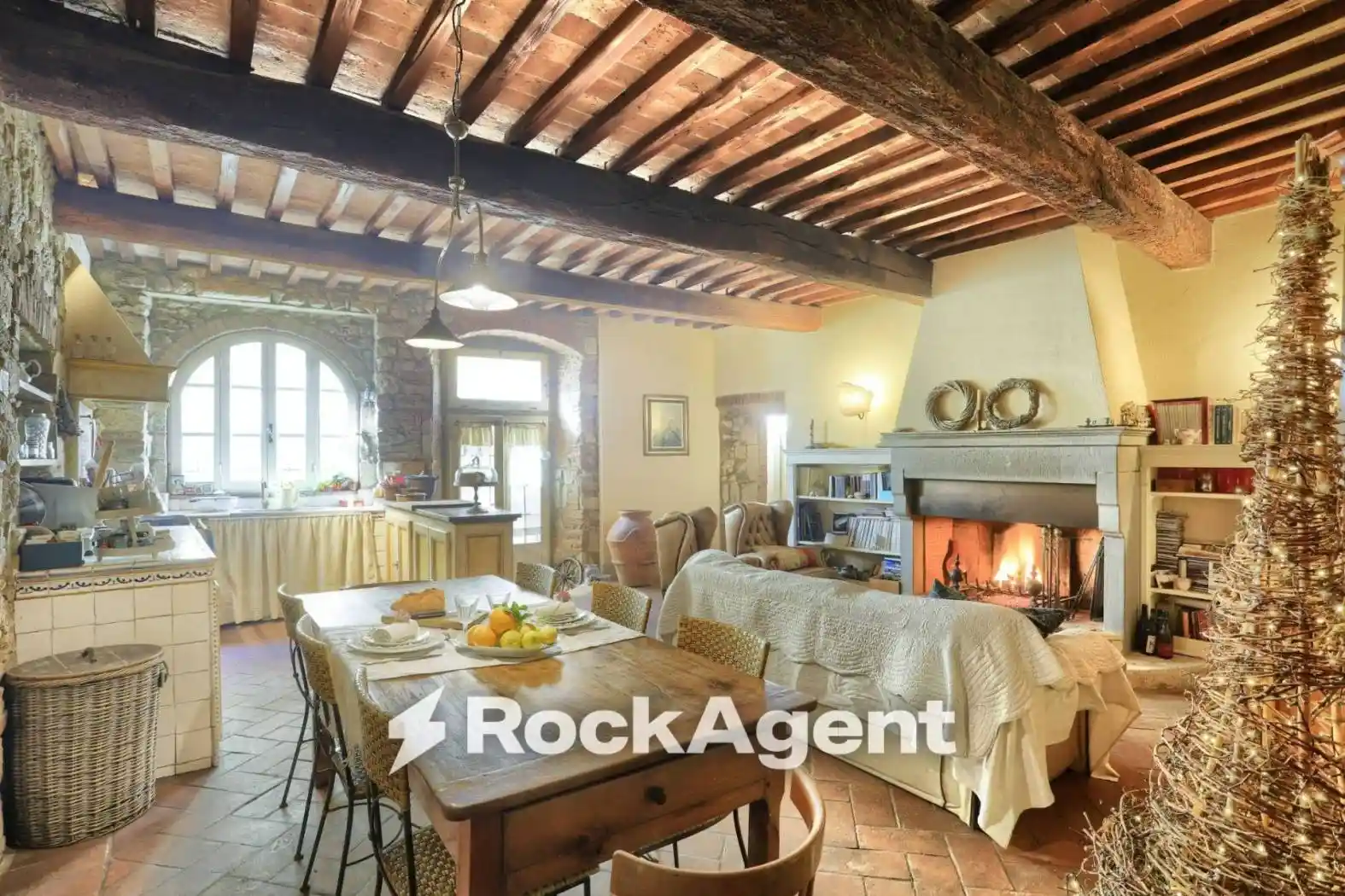 Casa indipendente in vendita a Rosignano Marittimo
