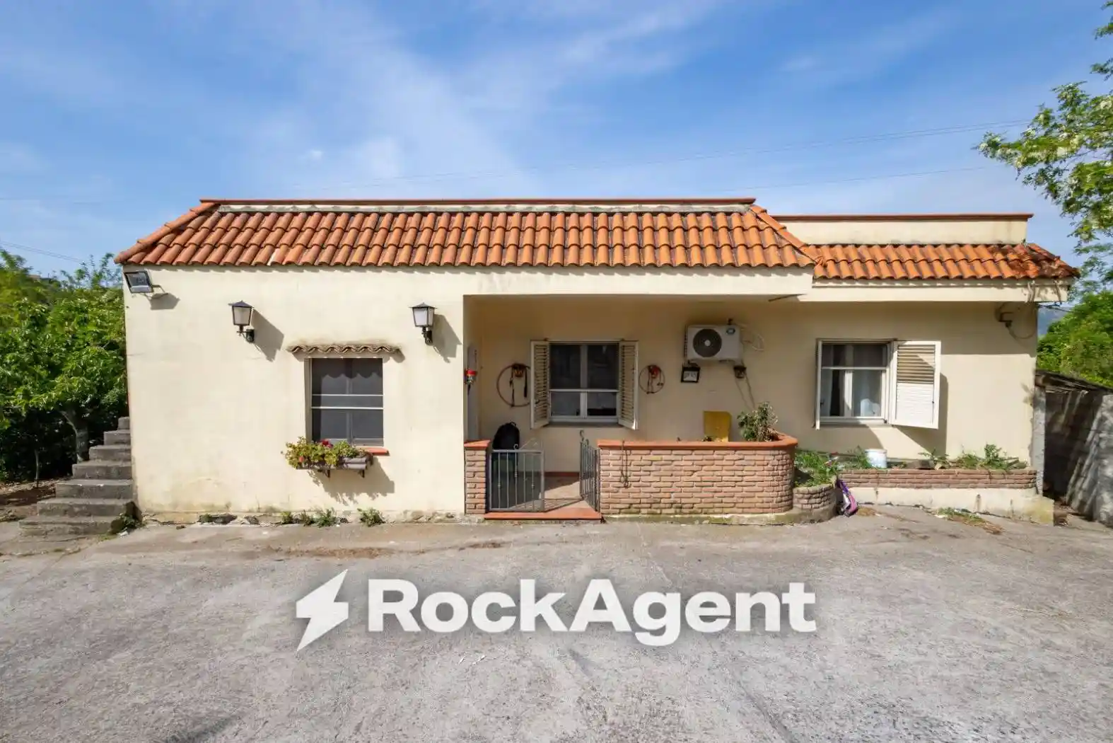 Casa indipendente in vendita a Catanzaro