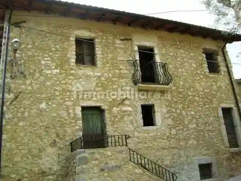 Rustico - Casale in vendita a Fontana Liri