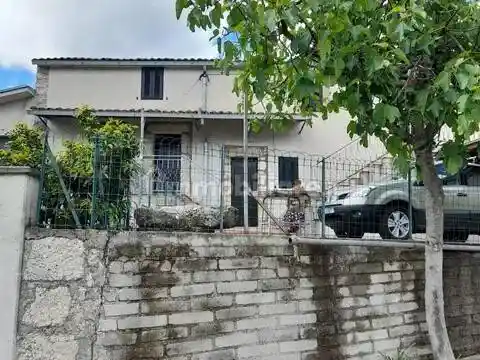 Rustico - Casale in vendita a Santopadre