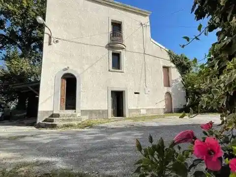 Villa in vendita a Casalvieri