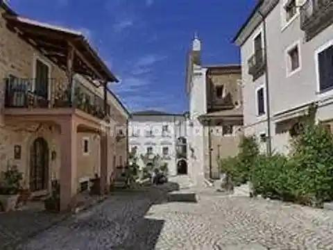 Villa in vendita a Casalvieri