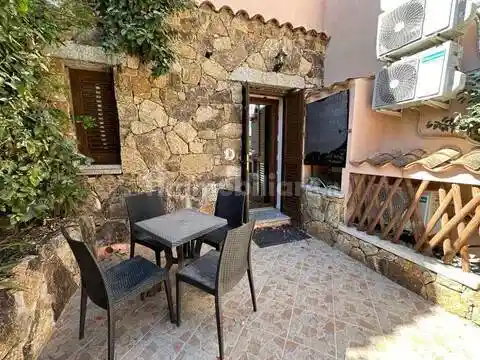 Villa in vendita a San Teodoro
