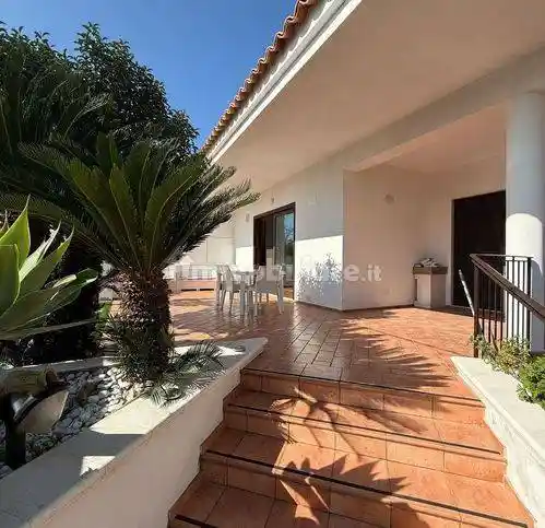 Villa in vendita a Vittoria