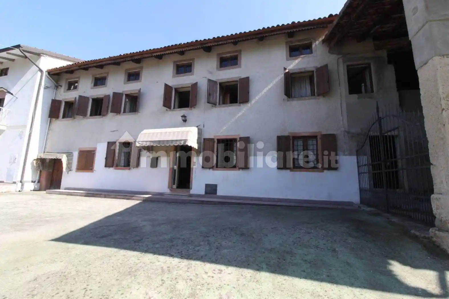 Villa in vendita a Castelgomberto