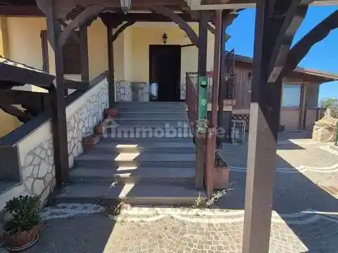 Villa in vendita a Giugliano in Campania